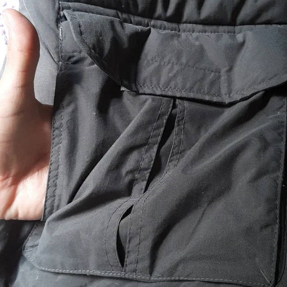 Men's size medium gray Coleman vest - Picture 6 of 7